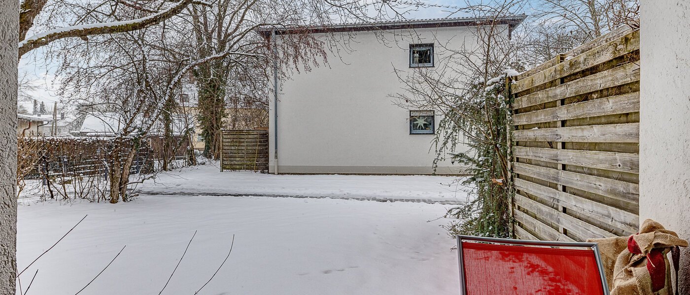 двухэтажная квартира München Trudering 01 вид из окна 14719