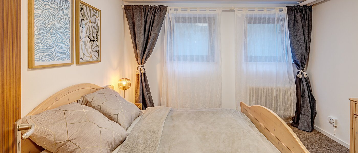 двухэтажная квартира München Trudering 01 спальная комната 14719