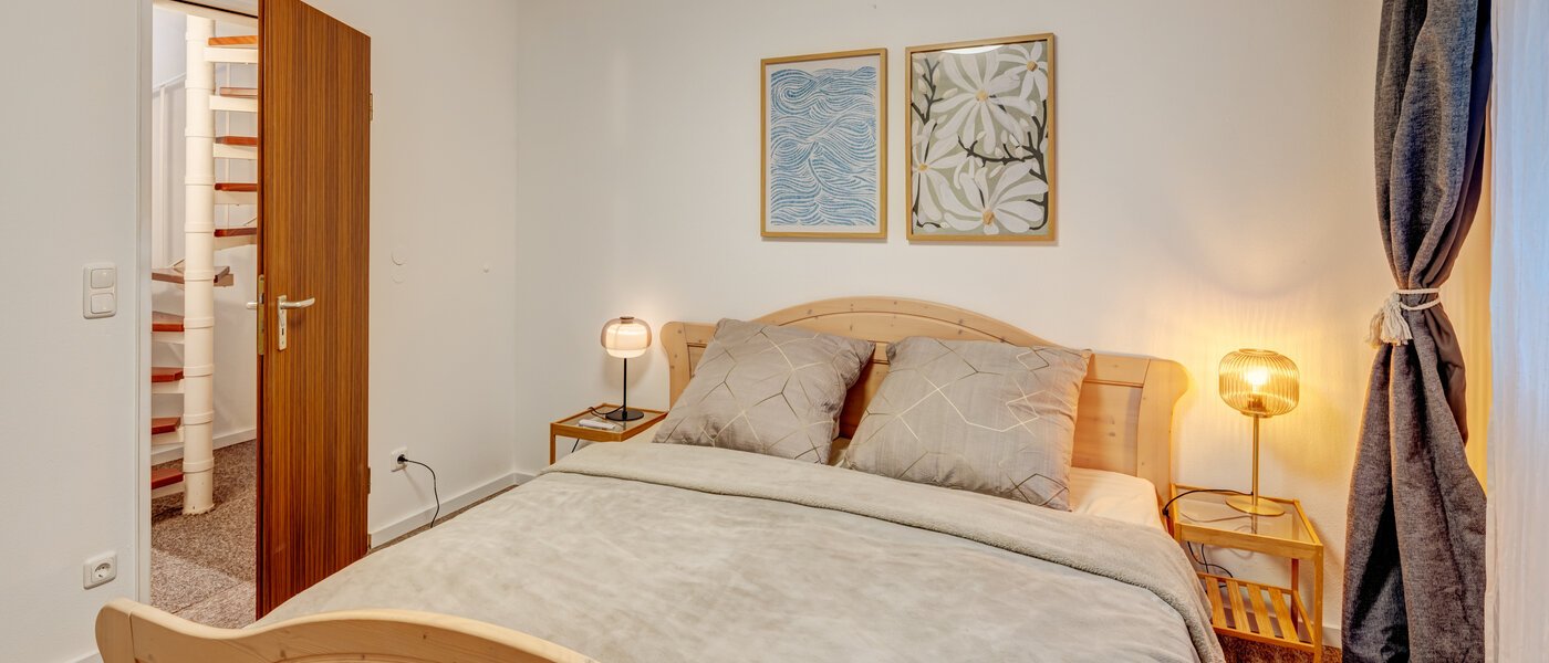 двухэтажная квартира München Trudering 02 спальная комната 14719