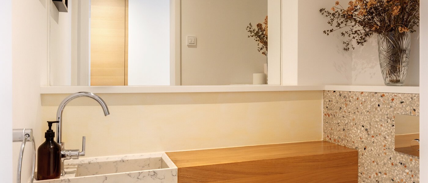 Половина двухквартирного жилого дома München Pasing 01 гостевой туалет 14721