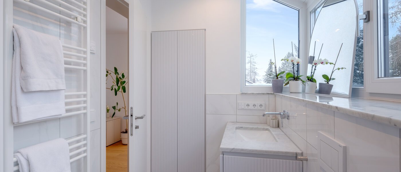 Половина двухквартирного жилого дома München Pasing 02 1-я ванная комната 14721