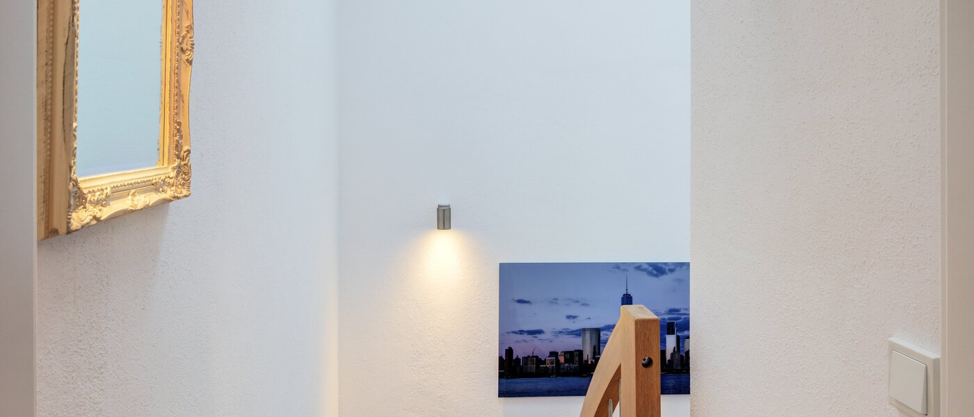 таунхаус München Untermenzing 07 коридор 14723