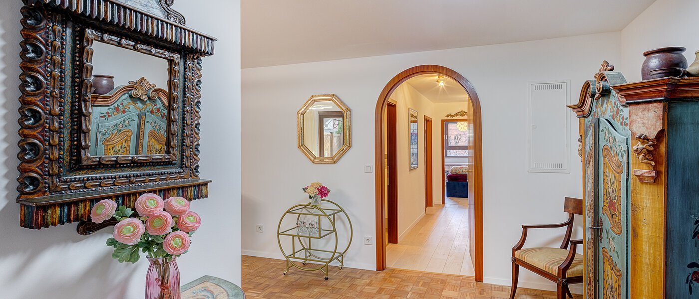 квартира с садом München Solln 01 коридор 14725