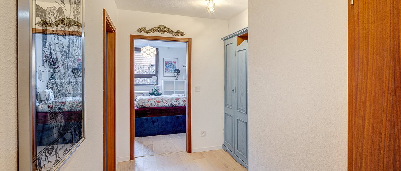 квартира с садом München Solln 03 коридор 14725