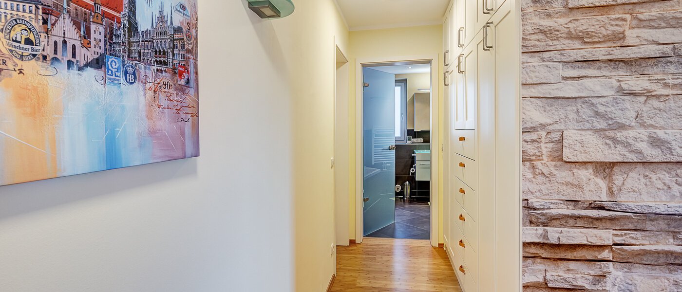 квартира München Haidhausen 02 коридор 14730