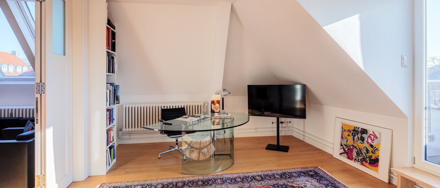 мансардная квартира München Schwabing-West 03 гостевая комната 14731