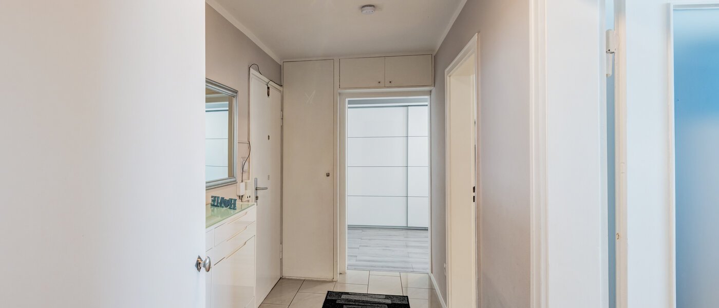 квартира München Forstenried 02 коридор 14732