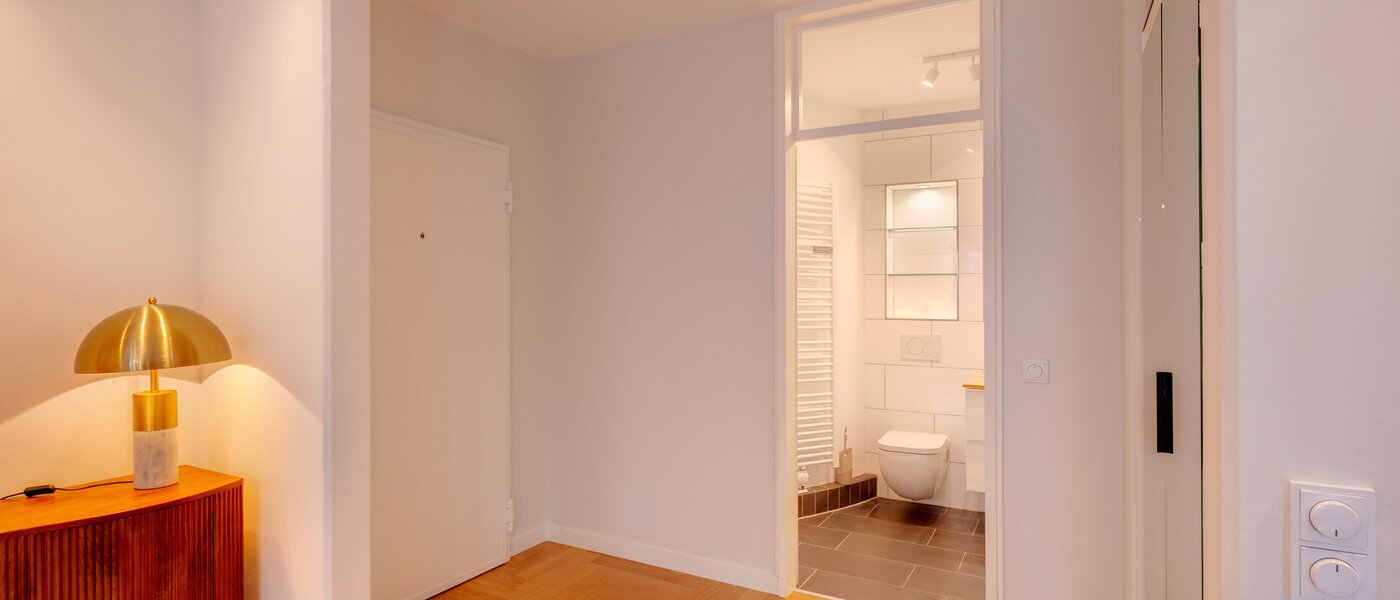 квартира München Herzogpark 01 коридор 14737