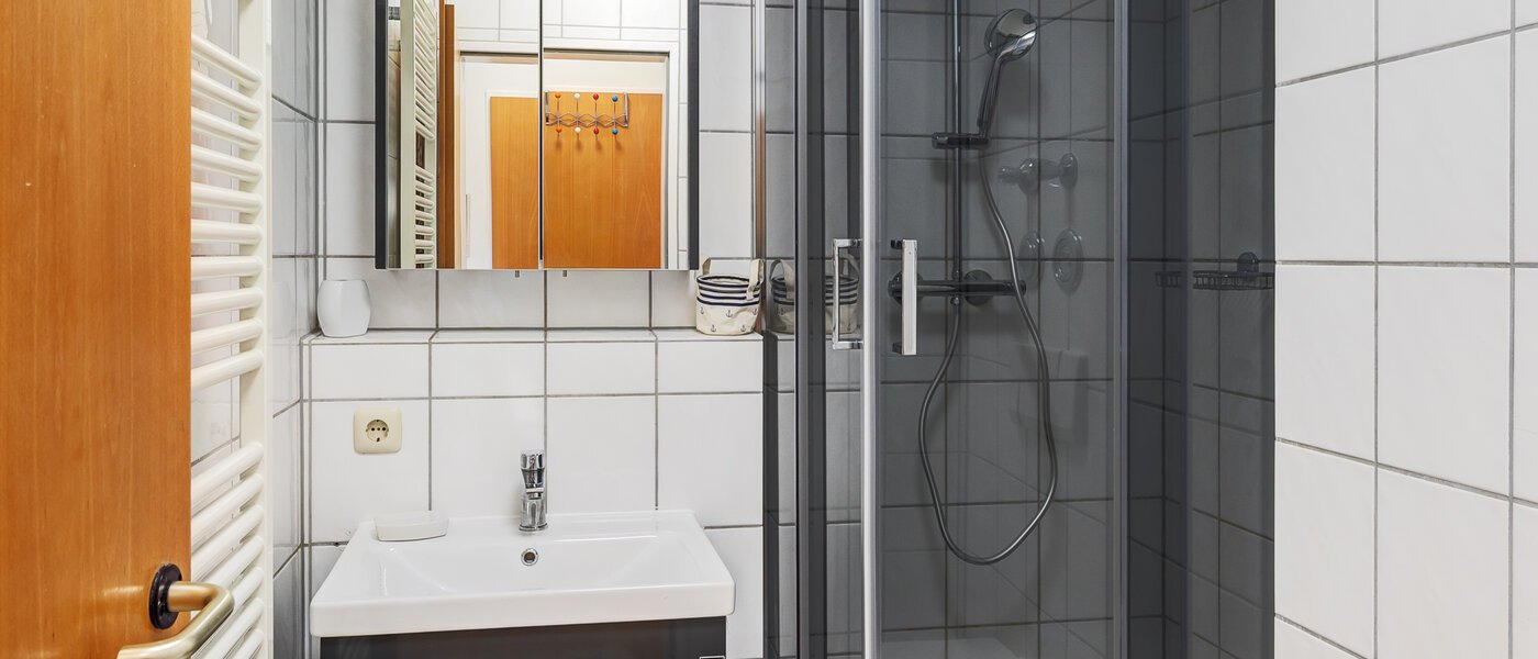 квартира Neufahrn b. Freising 01 ванная комната 14738