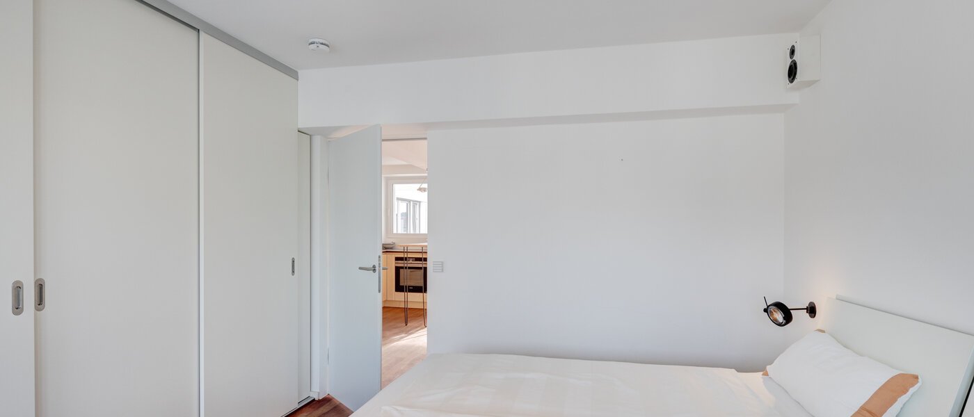 квартира München Lehel 04 спальная комната 14739