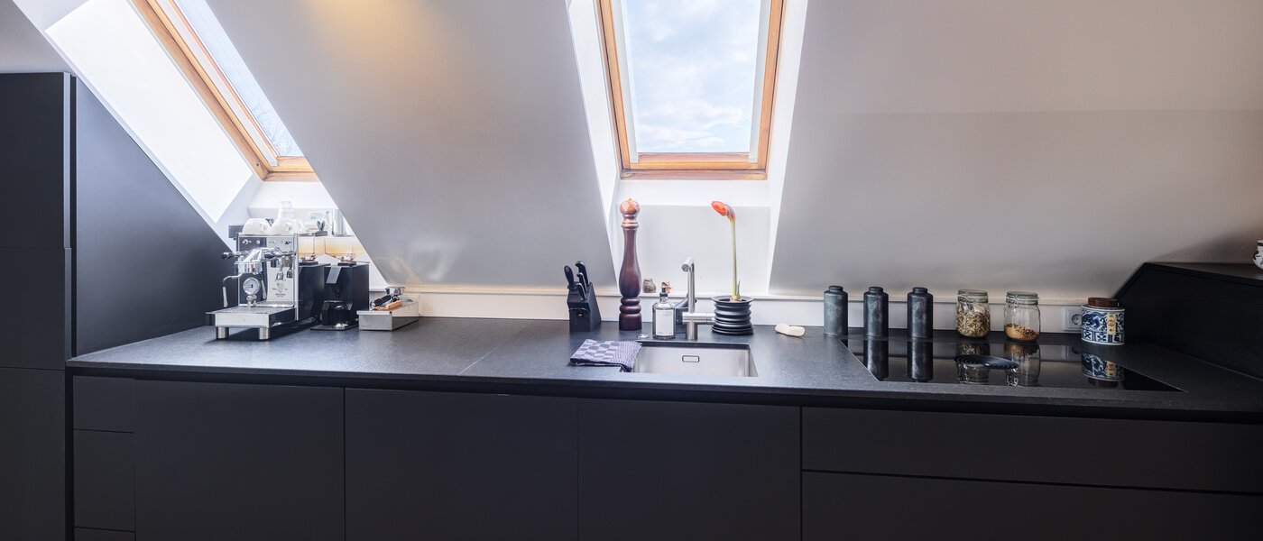 мансардная квартира München Haidhausen 02 кухня 14748