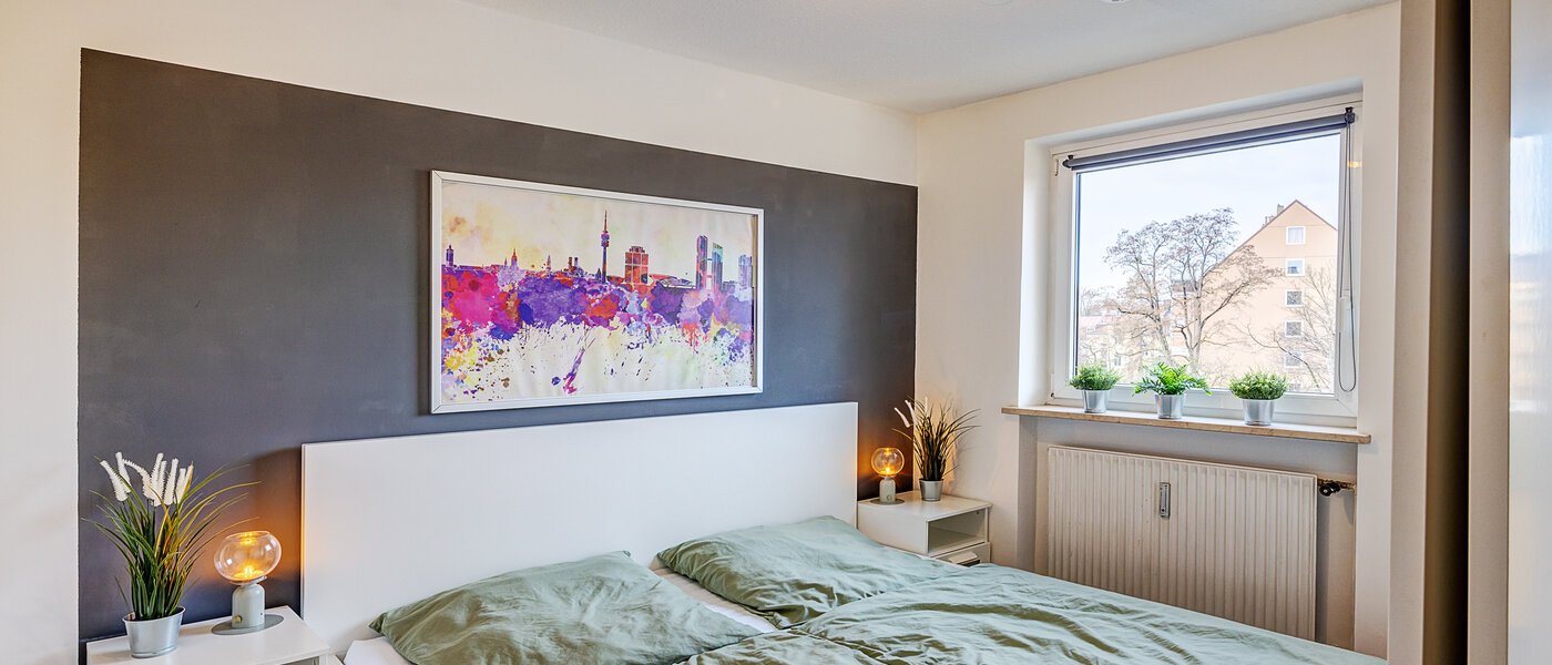 квартира München Neuhausen 01 спальная комната 14753