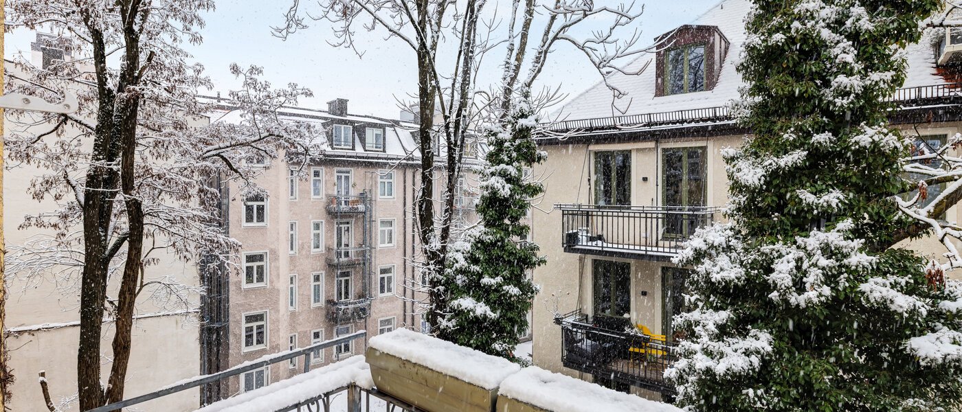 двухэтажная квартира München Schwabing-West 02 вид из окна 14766