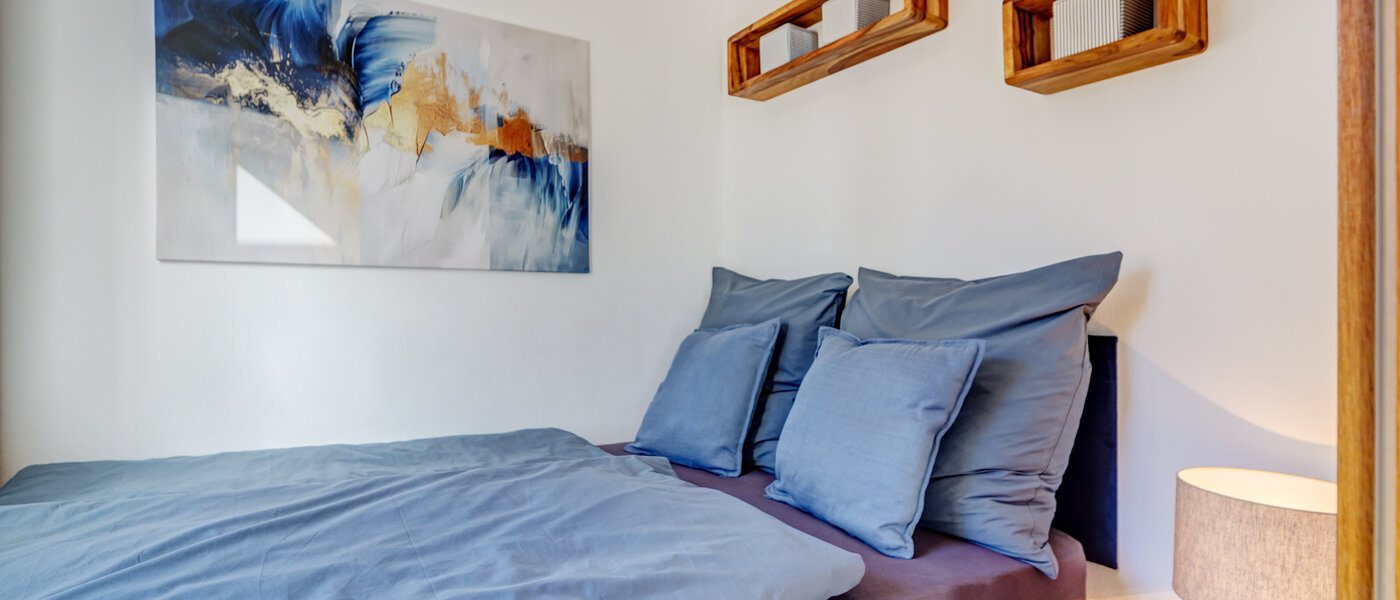 квартира с садом München Altperlach 01 спальная комната 14773