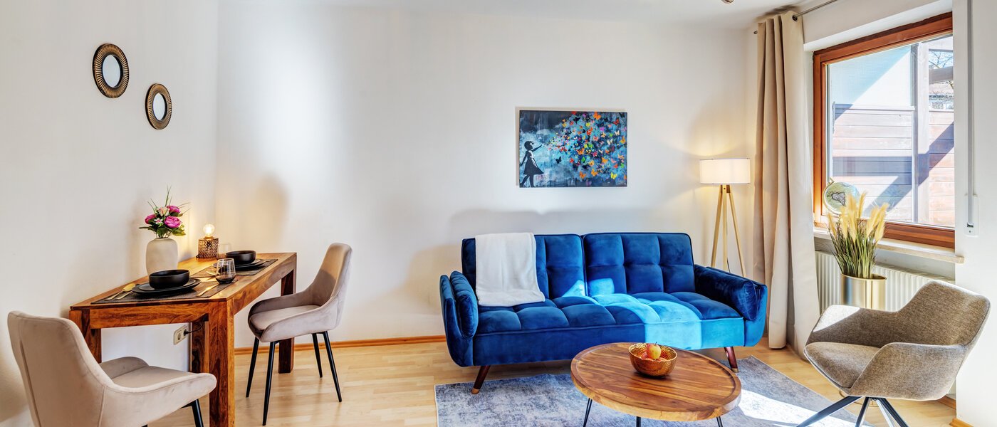 квартира с садом München Altperlach 01 гостиная 14773