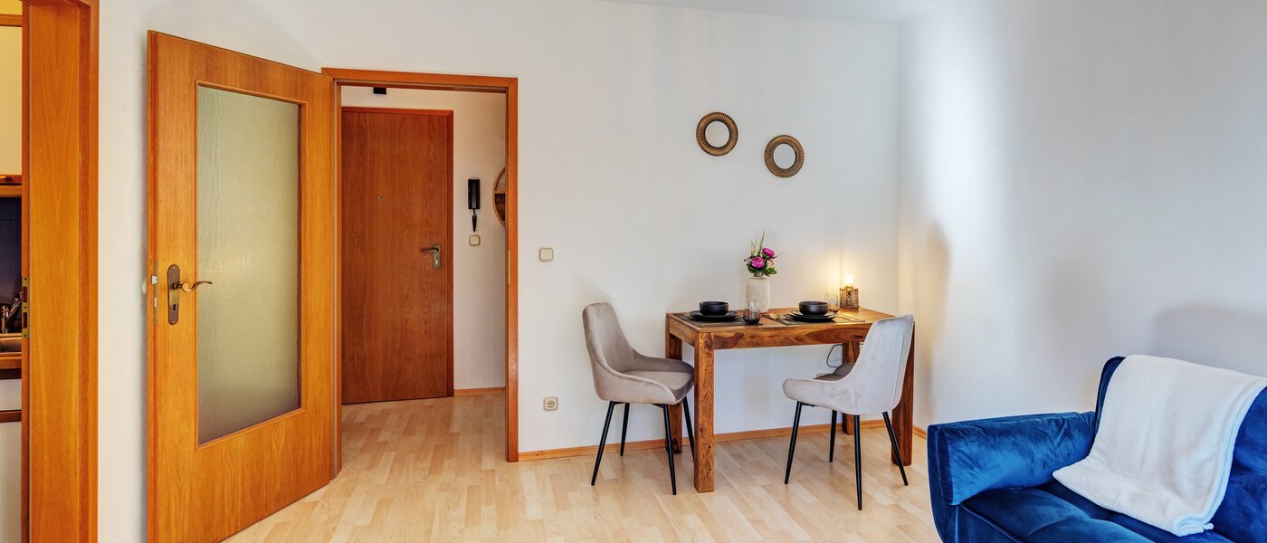 квартира с садом München Altperlach 04 гостиная 14773