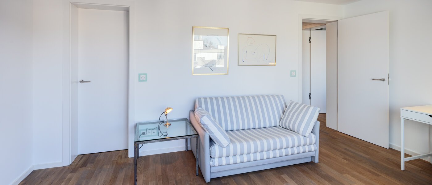 мансардная квартира München Nymphenburg 03 2-я спальная комната 14775