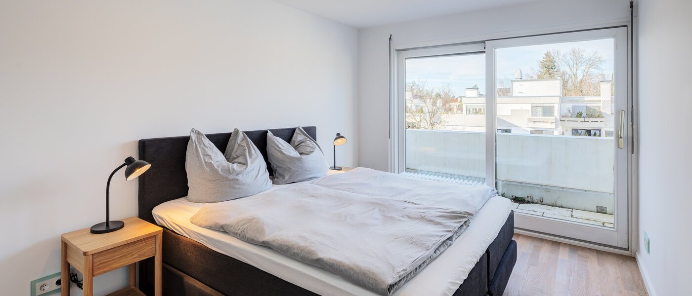 мансардная квартира München Nymphenburg 01 1-я спальная комната 14775