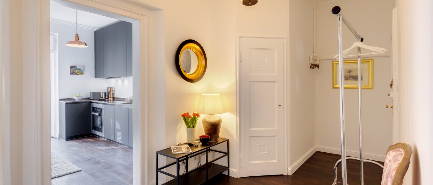 квартира München Maxvorstadt - Rund um den Josephplatz 01 коридор 14777