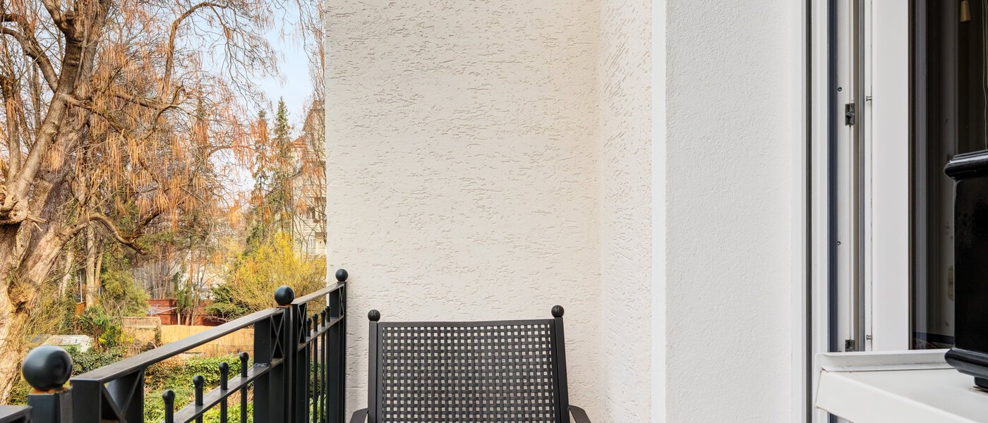 таунхаус München Schwabing 01 балкон 14779