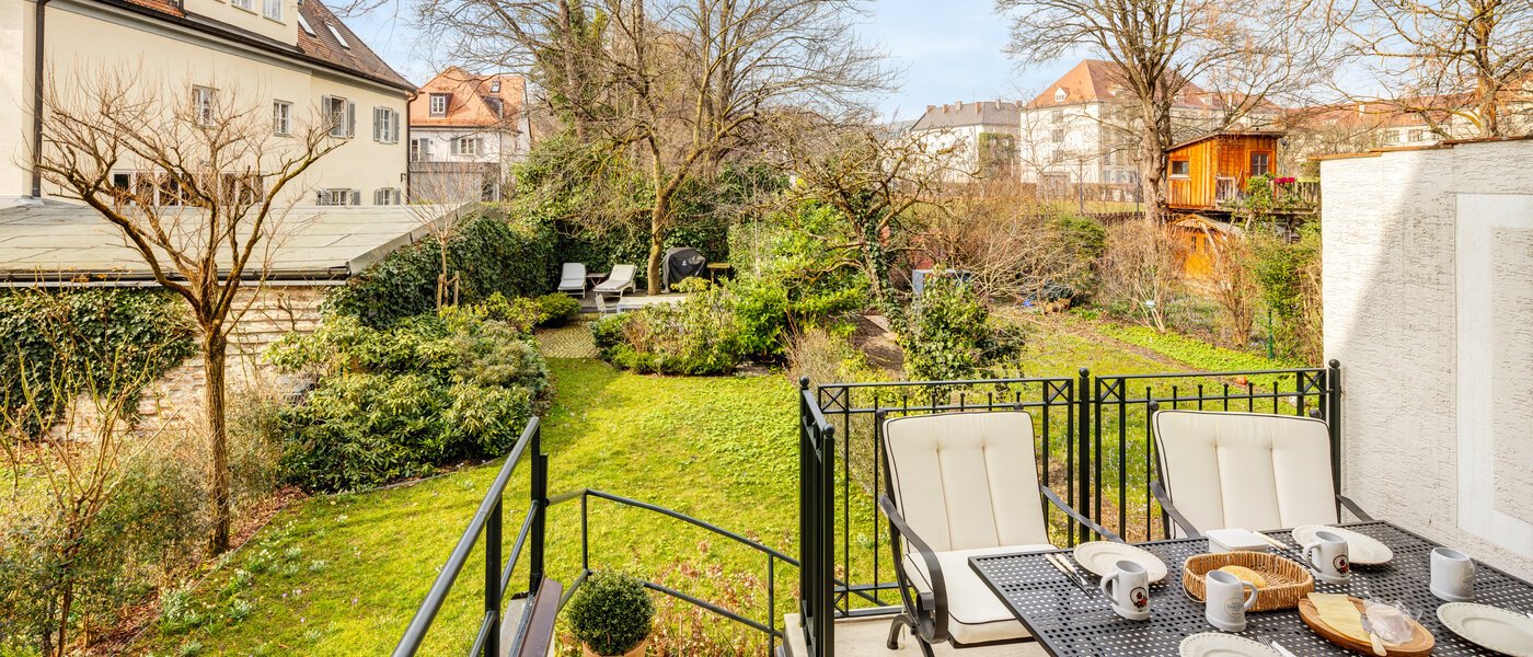 таунхаус München Schwabing 02 лоджия 14779