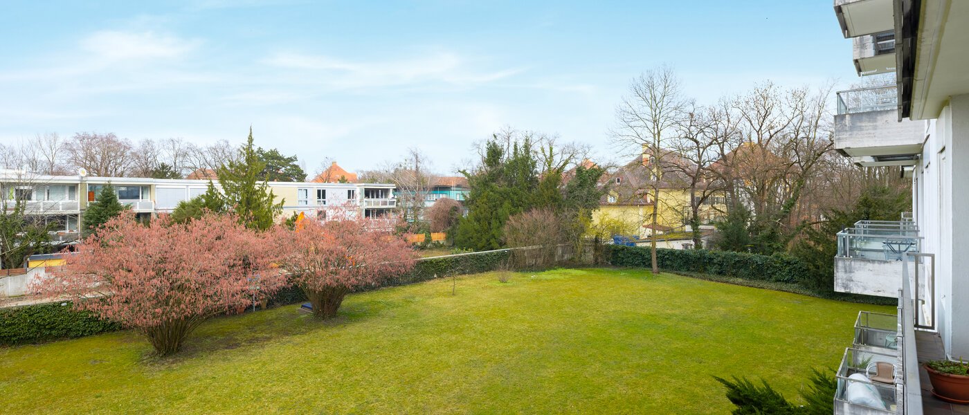 квартира München Schwabing (rechts der Leopoldstraße) 03 вид из окна 14781