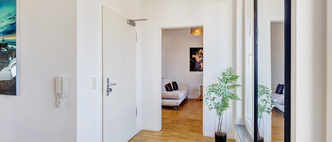 мансардная квартира Aschheim 01 коридор 14787