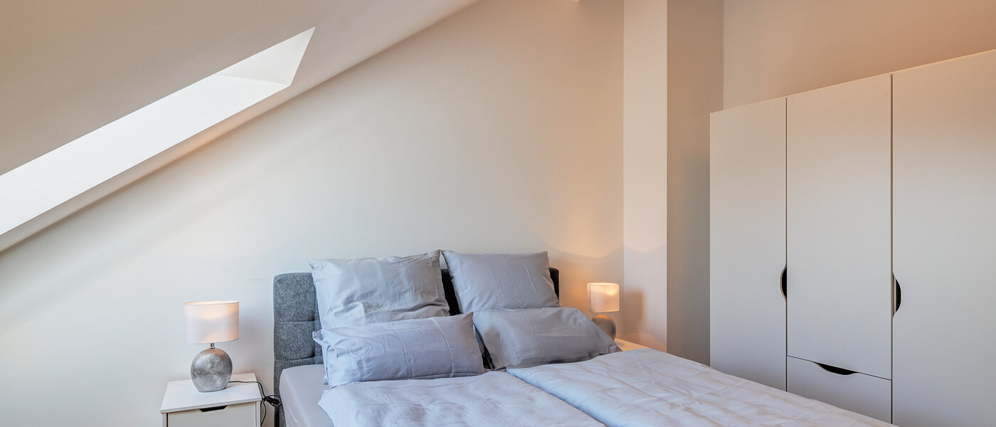мансардная квартира Aschheim 01 спальная комната 14787