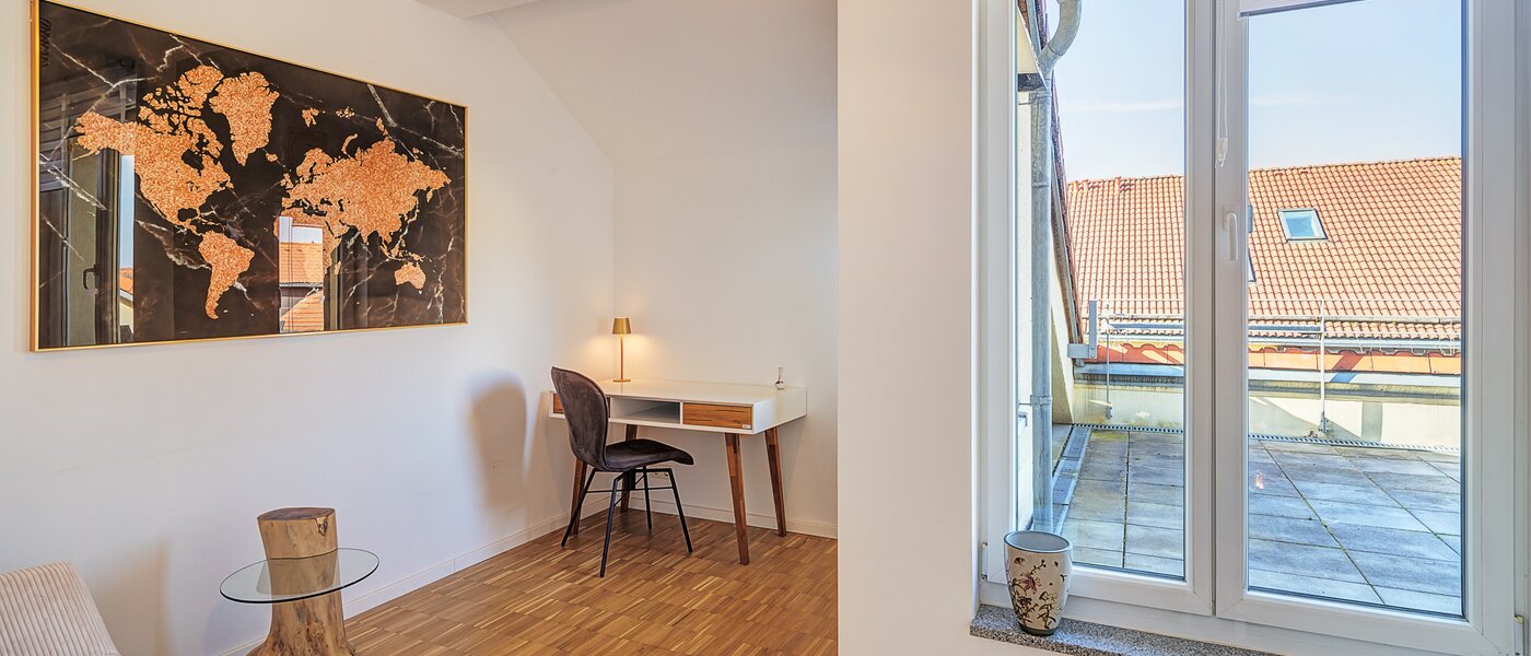 мансардная квартира Aschheim 01 бюро / гостиная 14787