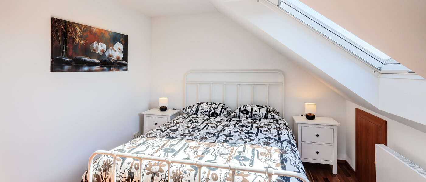 мансардная квартира München Trudering 01 1-я спальная комната 14792