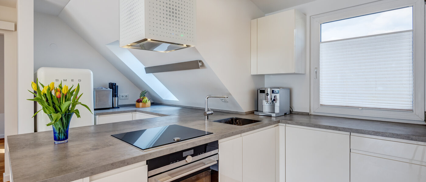 мансардная квартира München Moosach 02 кухня 14797