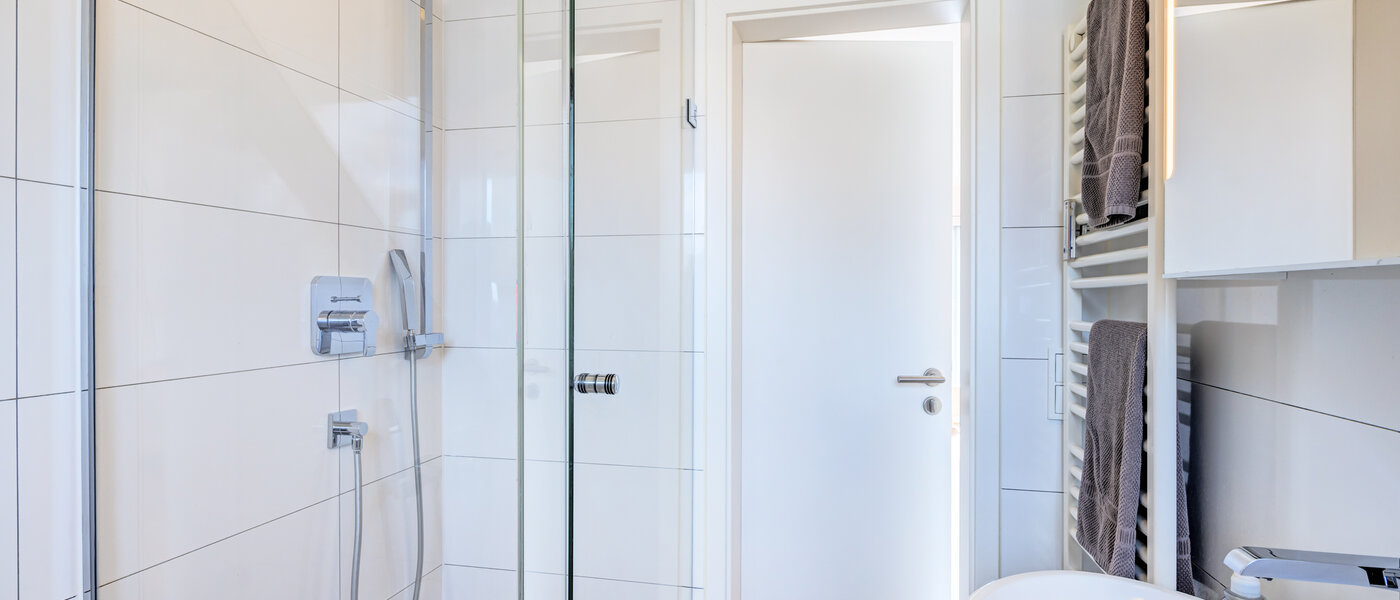 мансардная квартира München Moosach 02 ванная комната 14797