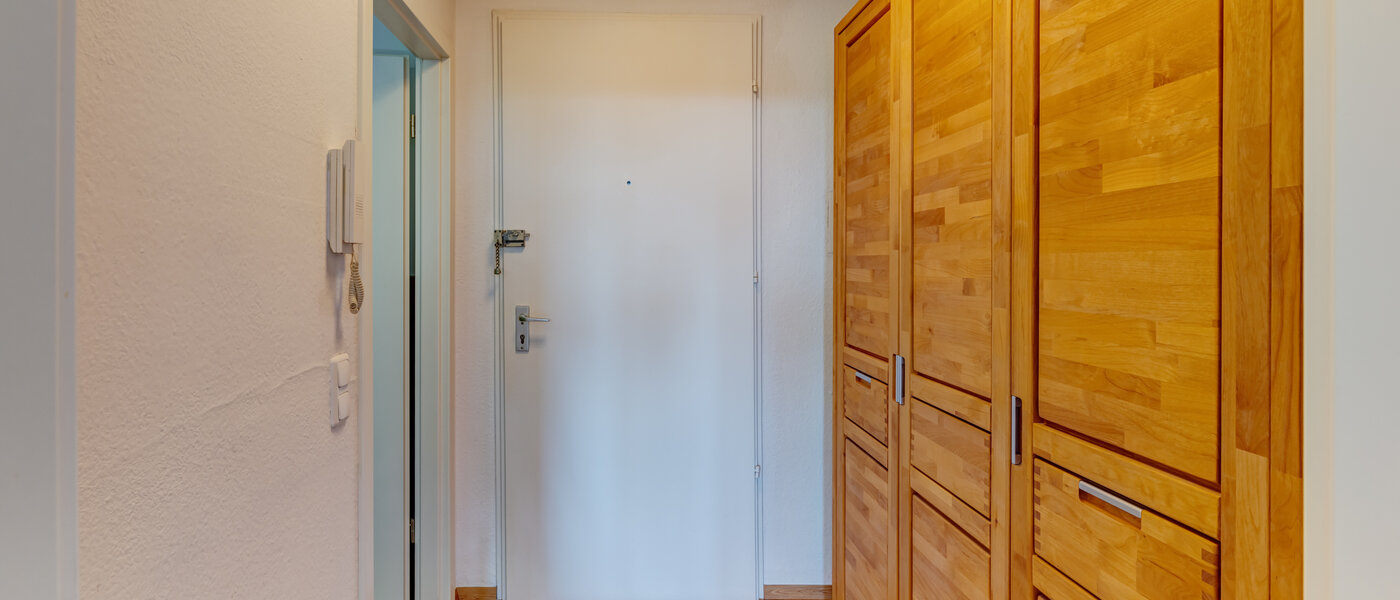 квартира München Schwabing-West 01 коридор 14800