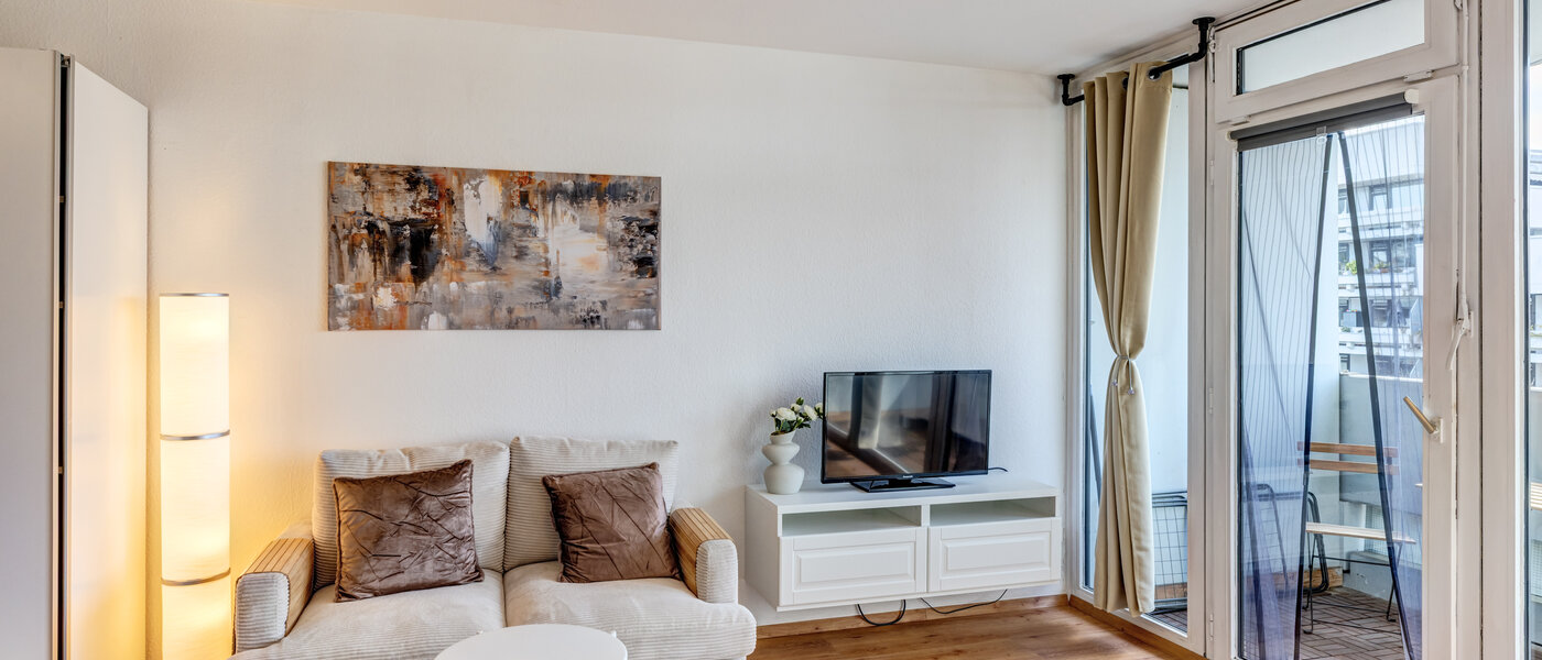 квартира München Schwabing-West 02 жилое пространство 14800