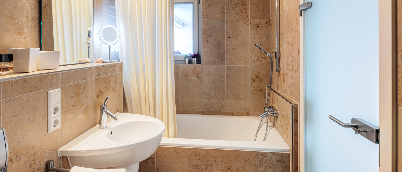 мансардная квартира München Ludwigsvorstadt 01 ванная комната 14803