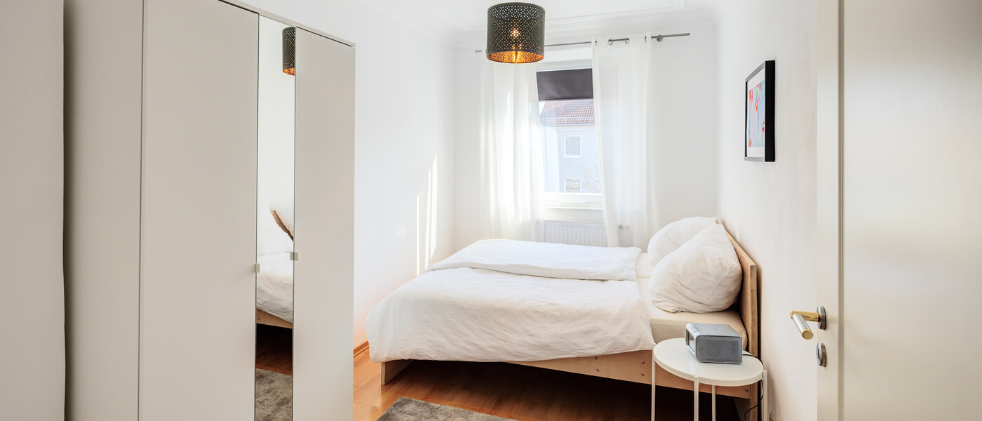 квартира München Milbertshofen 01 спальная комната 14806