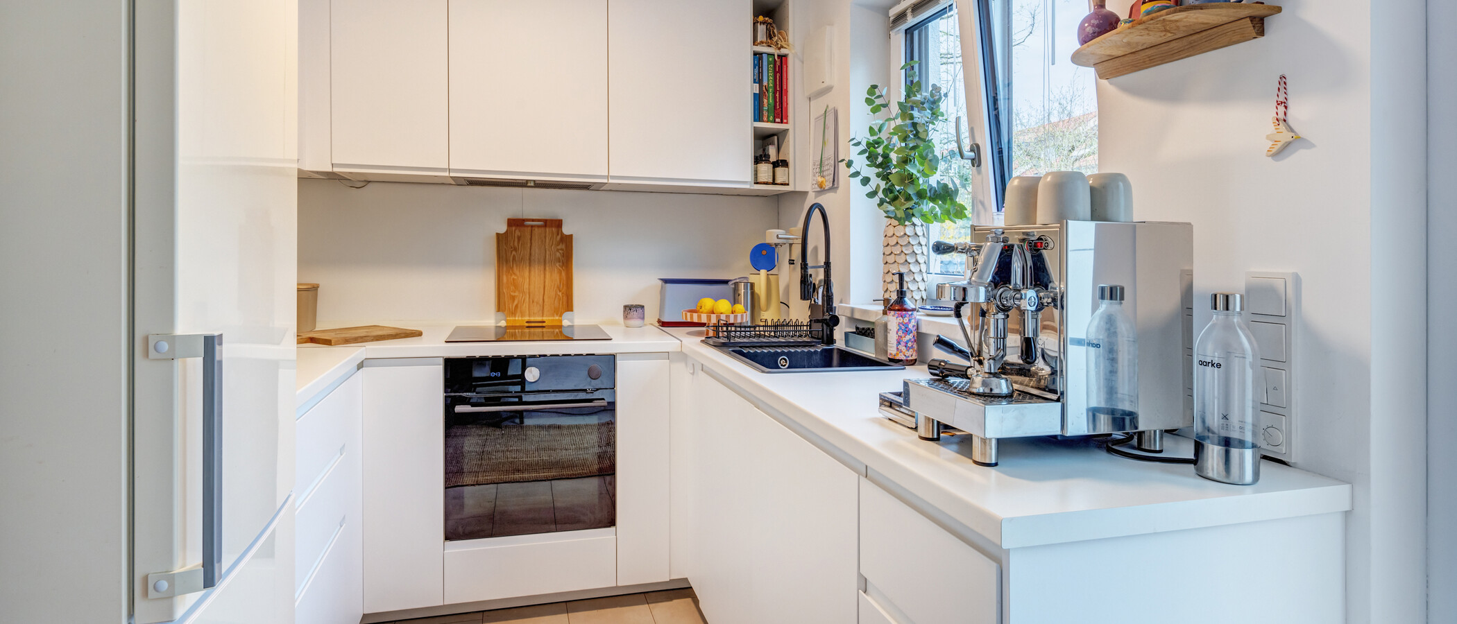 таунхаус München Harlaching 01 кухня 14816