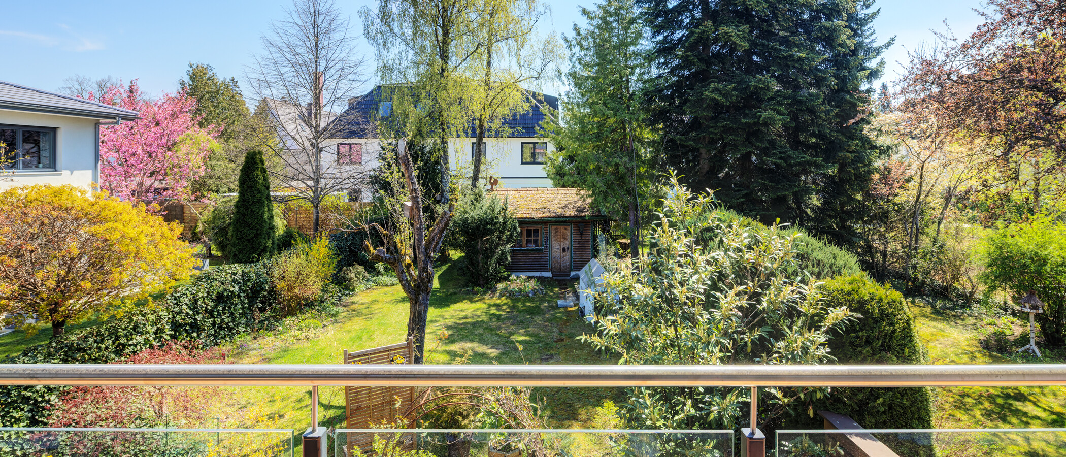 двухэтажная квартира München Waldtrudering 01 сад 14825