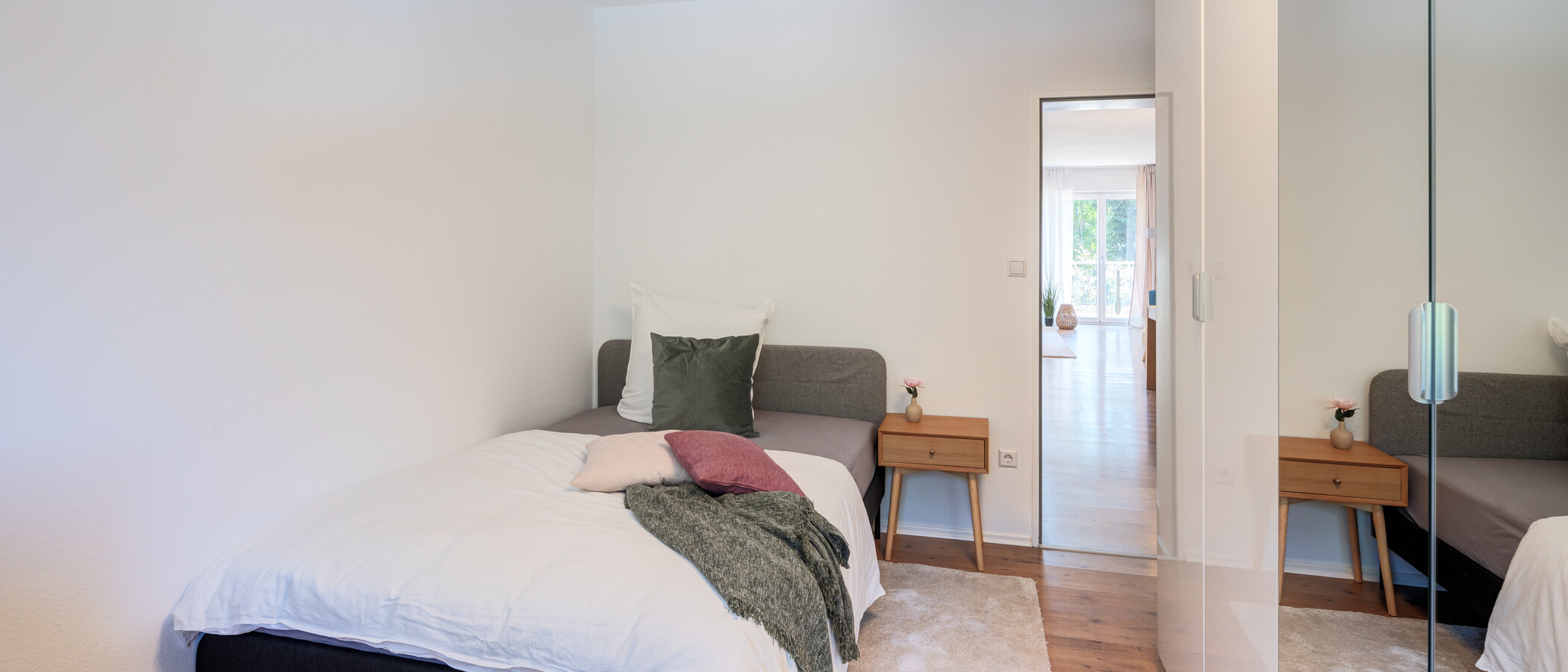 двухэтажная квартира München Waldtrudering 01 2-я спальная комната 14825