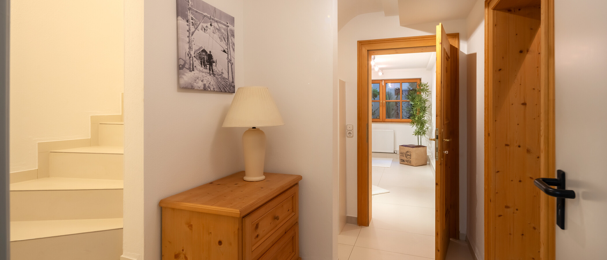 Особняк München Obersendling 06 коридор 14826