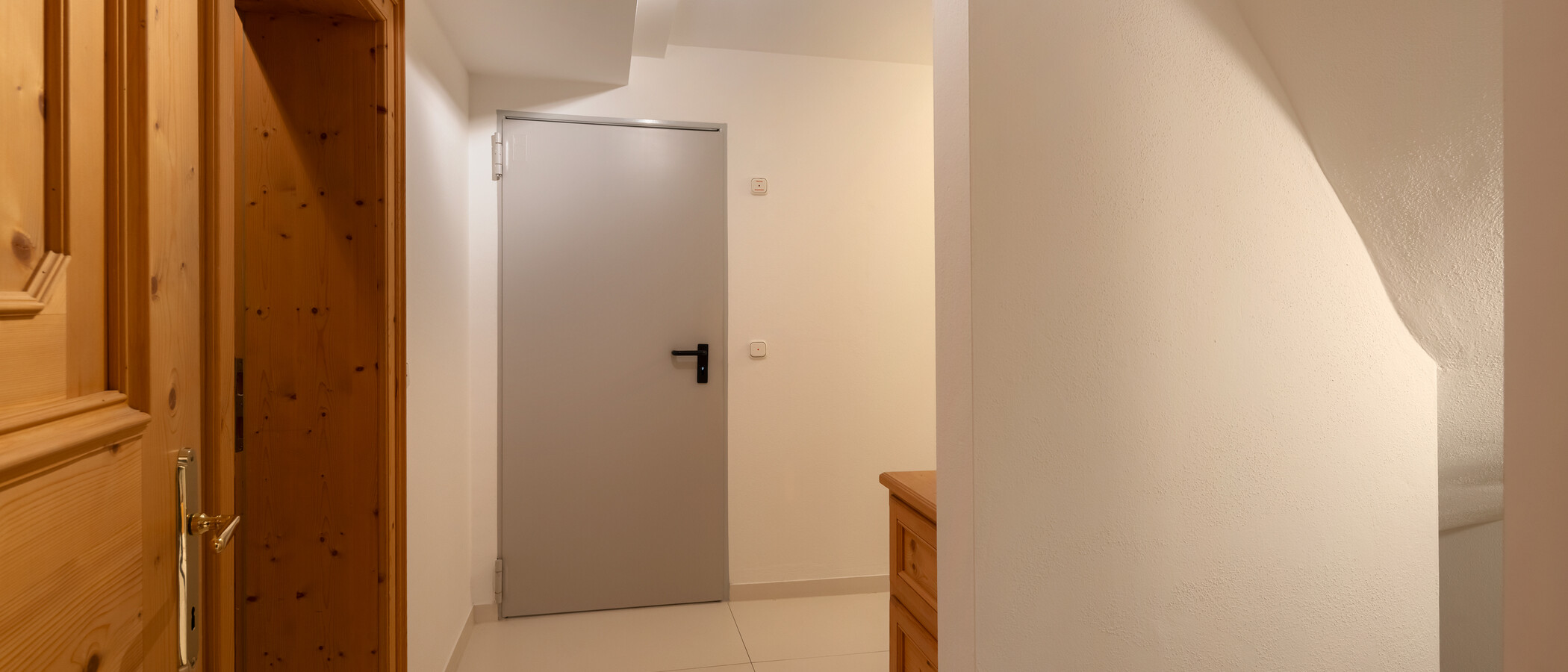 Особняк München Obersendling 07 коридор 14826