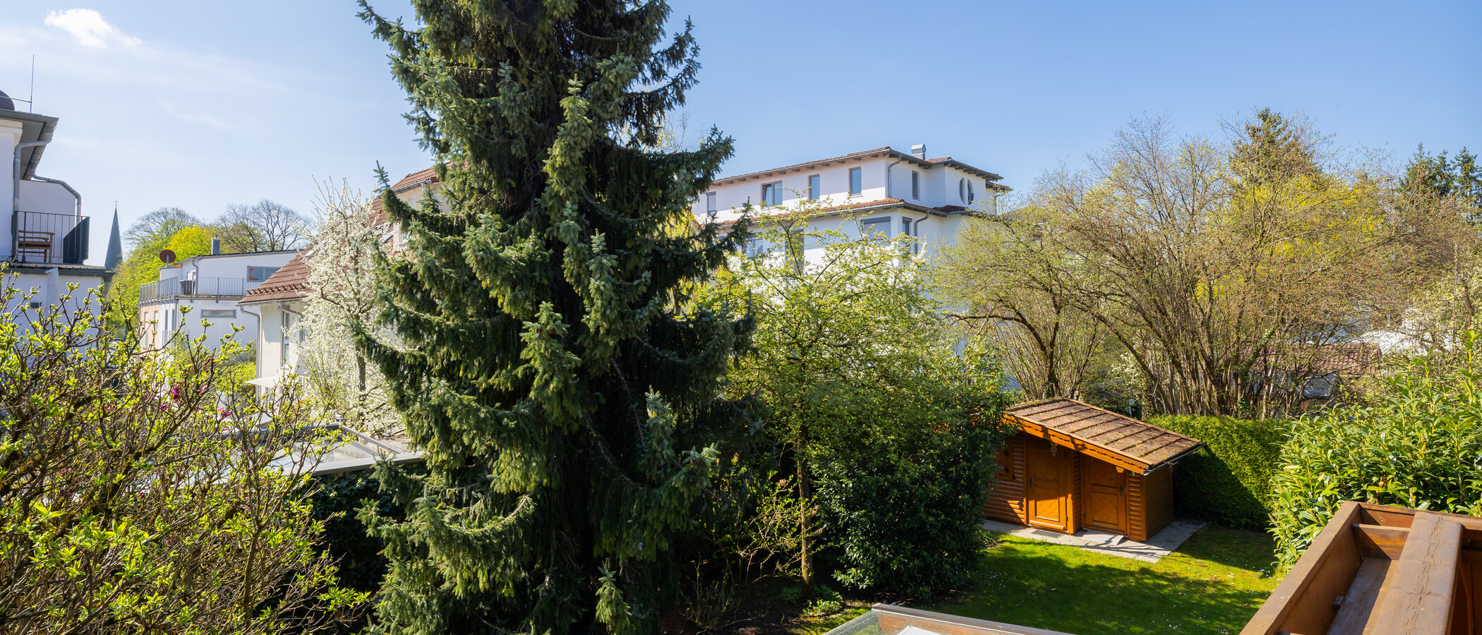 Особняк München Obersendling 02 вид из окна 14826