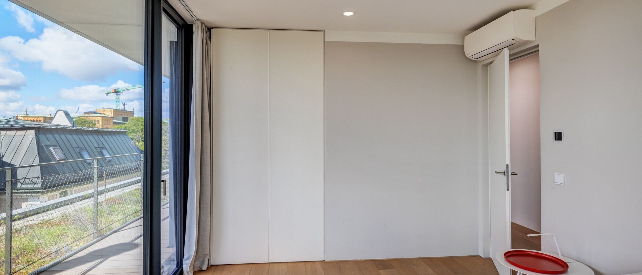 квартира-пентхаус München Haidhausen 03 2-я спальная комната 14832