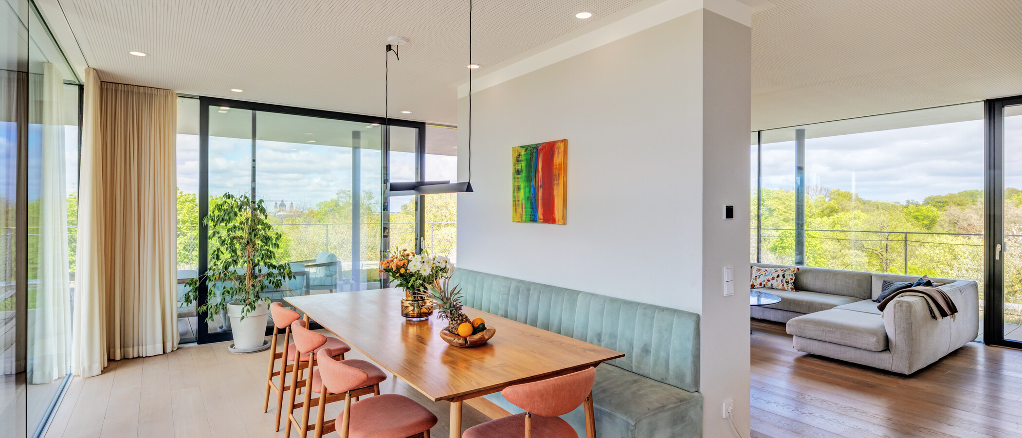 квартира-пентхаус München Haidhausen 01 обеденная зона 14832
