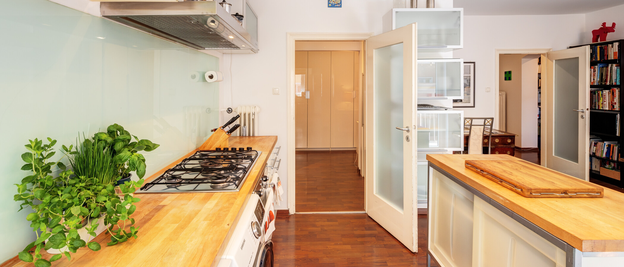квартира München Schwabing (links der Leopoldstraße) 04 кухня 14839