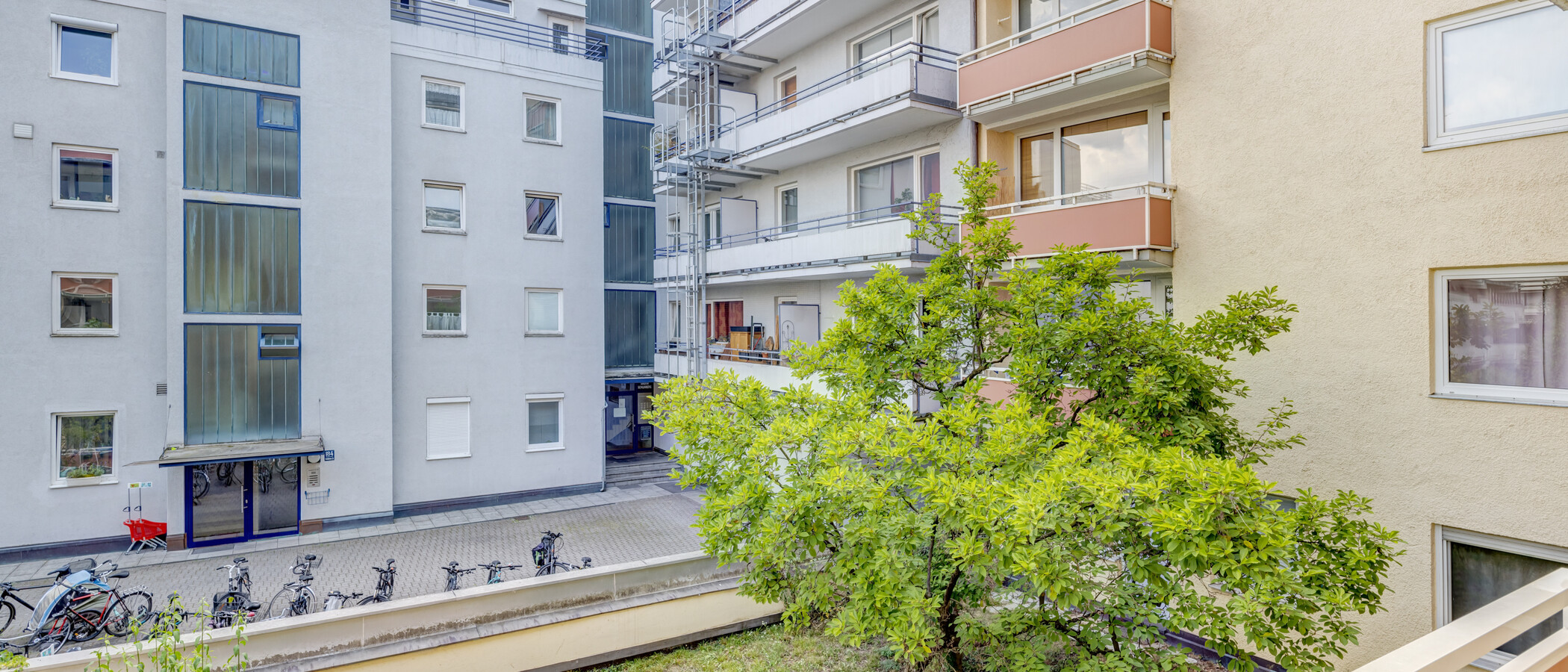 квартира München Schwabing-West 02 вид из окна 14841