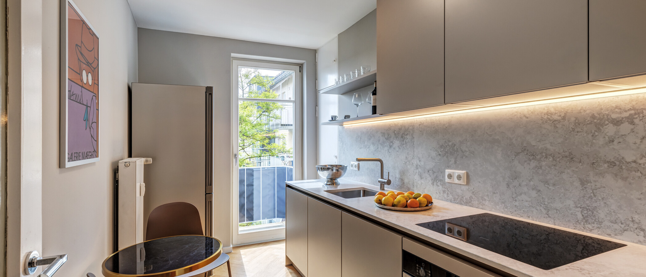 квартира München Maxvorstadt - Universitätsviertel 01 кухня 14853