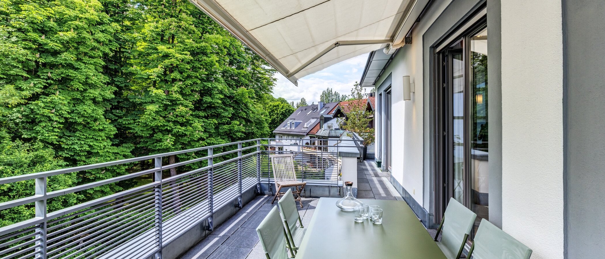квартира München Bogenhausen 02 терраса с крышей 14869