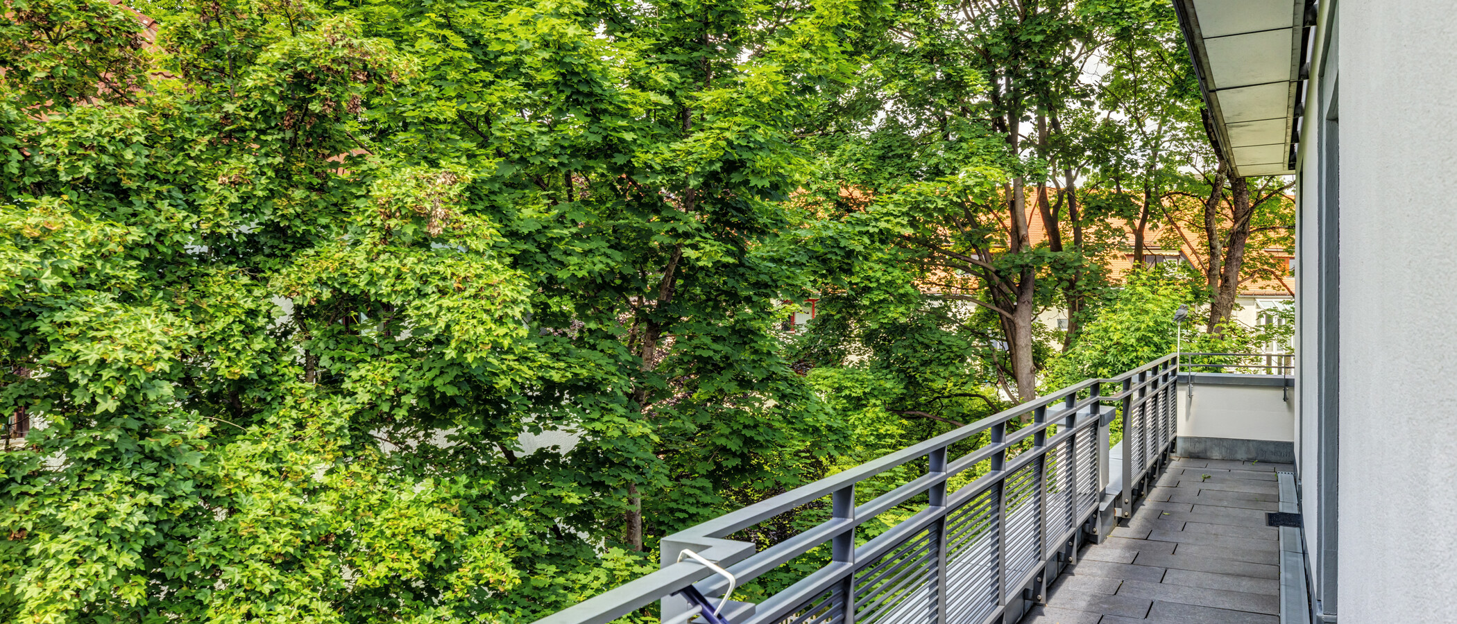 квартира München Bogenhausen 04 терраса с крышей 14869