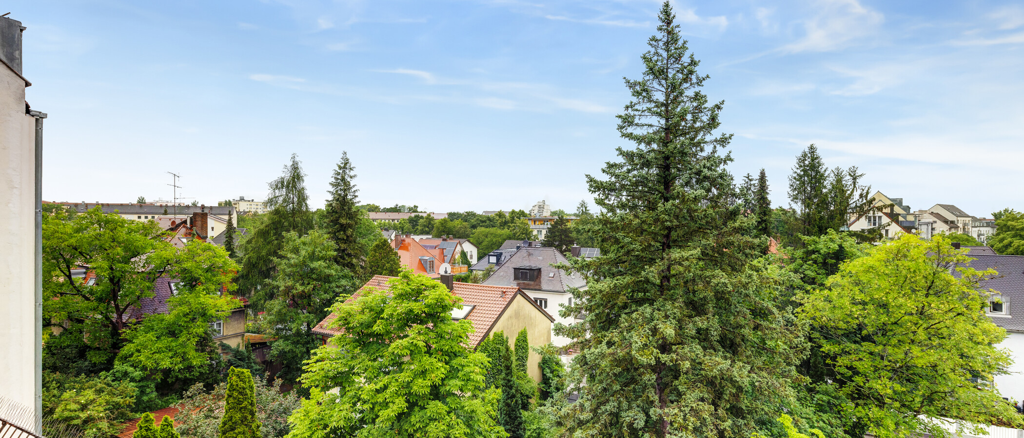 мансардная квартира München Sendling-Westpark 03 вид из окна 14882